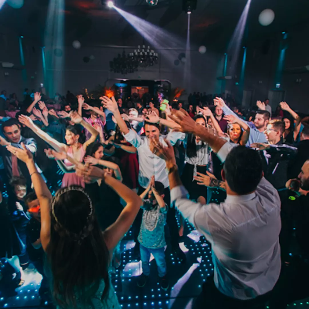 AnyConv.com__Foto-Moove-01 (1)