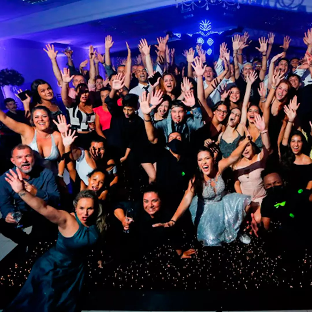 AnyConv.com__Foto-Moove-02 (1)