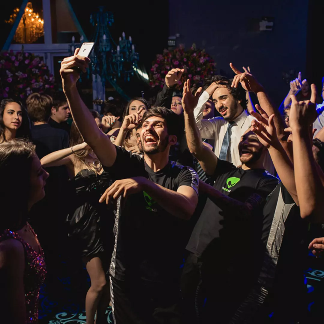 AnyConv.com__Foto-Moove-14 (1)